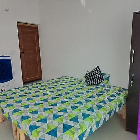 Vrinda Homestay Vrindāvan Εξωτερικό φωτογραφία